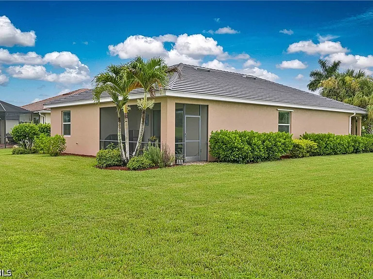 3153 Walnut Grove Ln — Photo 27