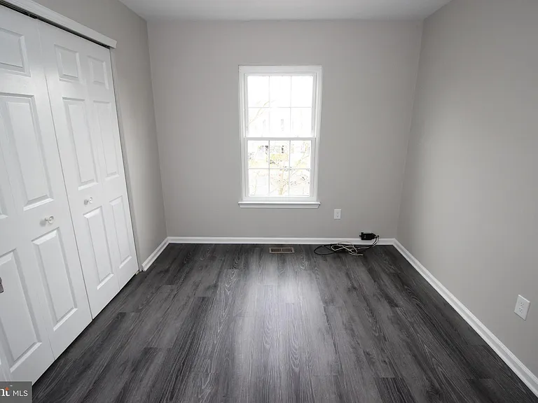 29 Van Horn Pl — Photo 11