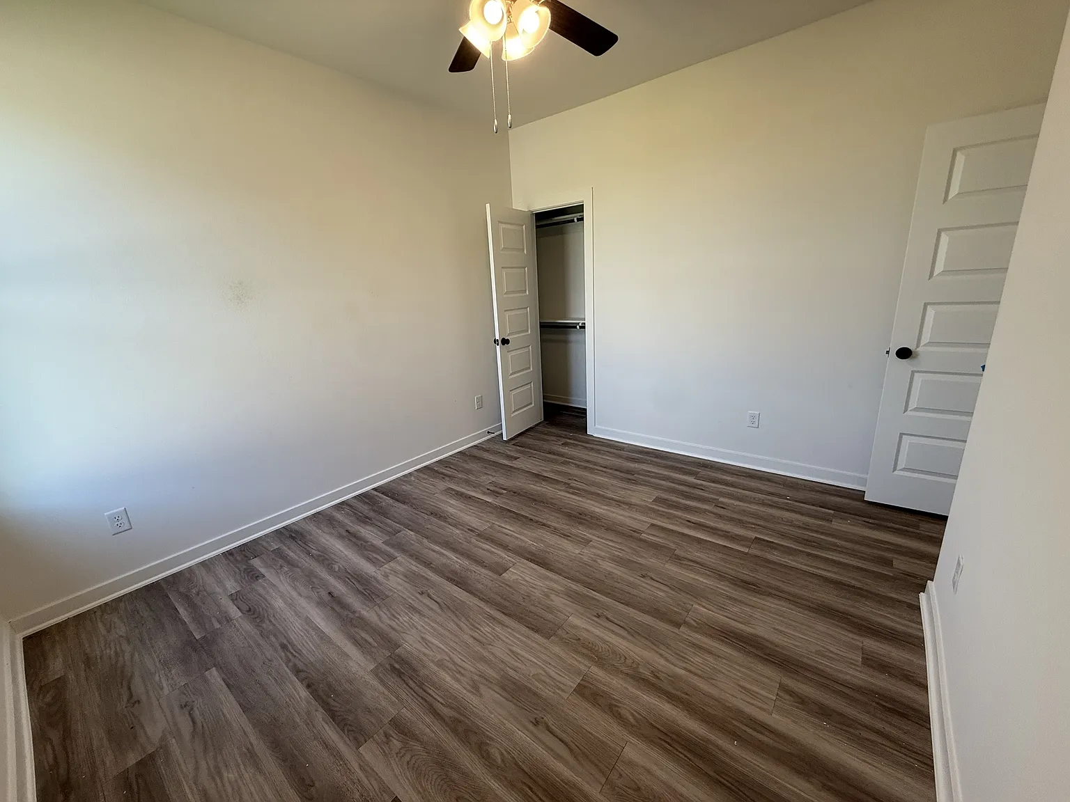 429 West Gosling Island - 1 — Photo 3