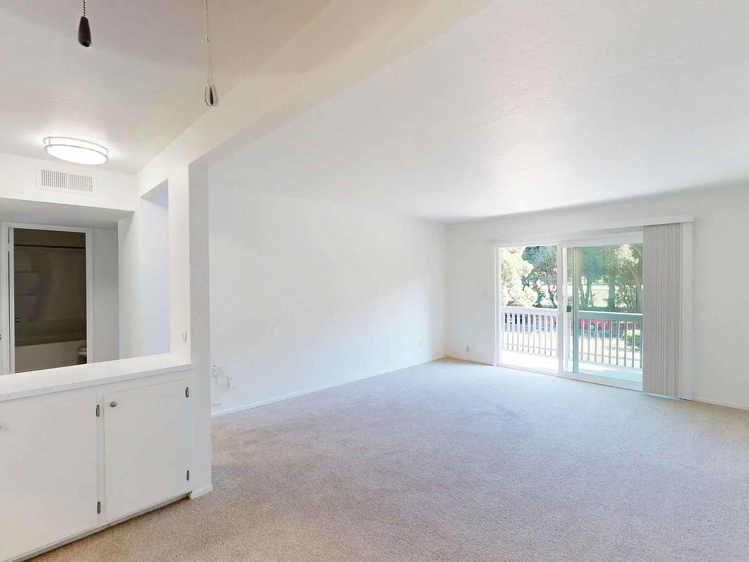 Spacious 2BR/1.5BA in Novato | Parking Included | Pet Friendly — Photo 3