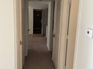 1630 Summer Run Dr UNIT 23, Florissant, MO 63033