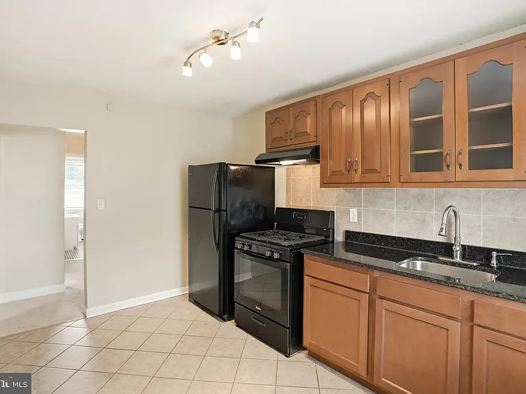 3116 Leighton Ave — Photo 3