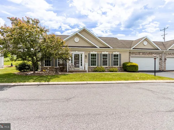 162 Independence Ave, State College, PA 16801