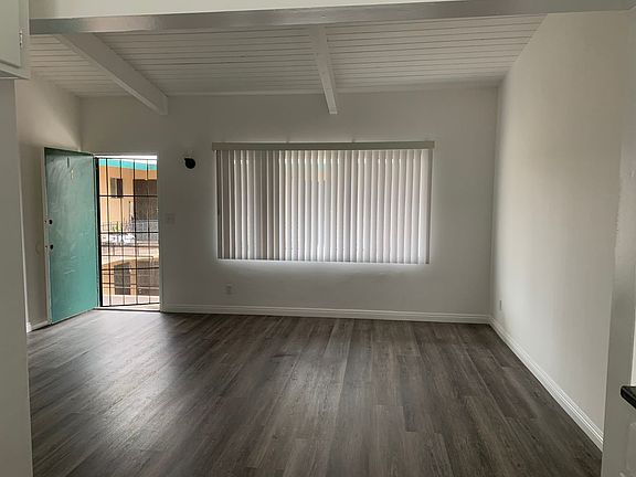 3rd image of 820 Chestnut Ave APT 7