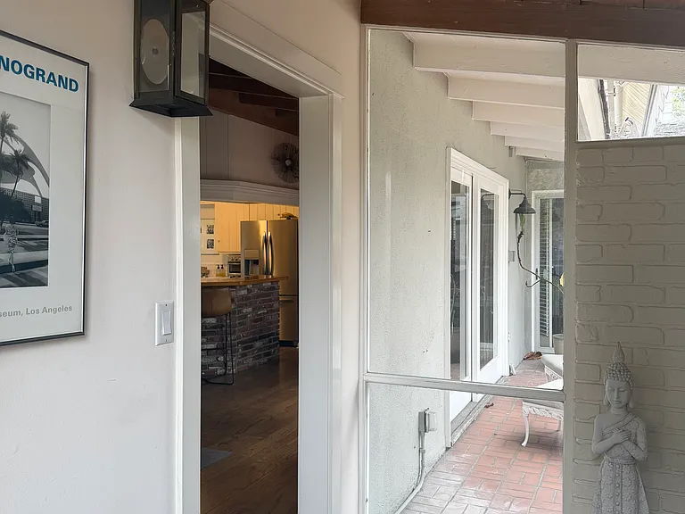 Heliotrope Ave — Photo 6