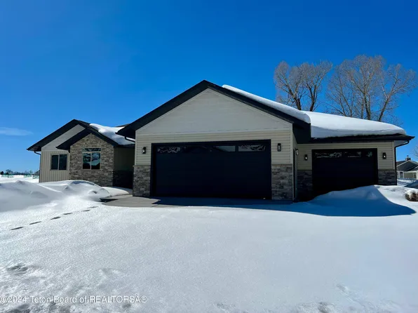 73 Rockbridge Rd, Afton, WY 83110