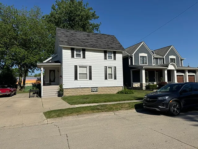 641 Forest Ave #2 — Photo 10