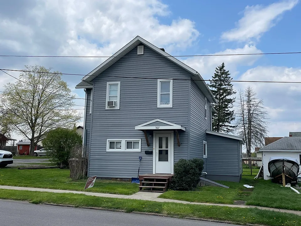 307 Kinder Ave #2