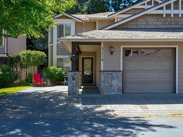 3214 Ernhill Pl, Langford, BC V9C 0C6