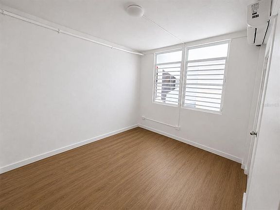 5th image of 2844 Roosevelt #302