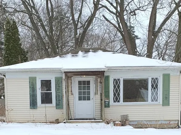 11719 213th Ave, Bristol, WI 53104