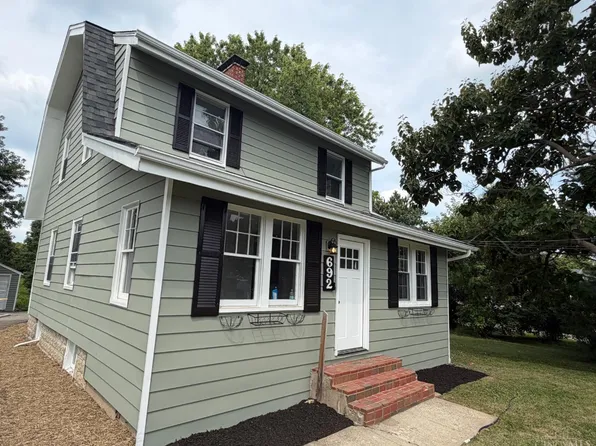 692 W Kemper Rd, Cincinnati, OH 45246