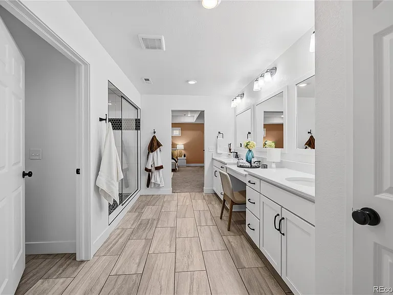 20750 E Beekman Pl — Photo 35