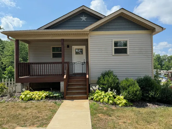 6 Yarrow Meadow Rd, Weaverville, NC 28787