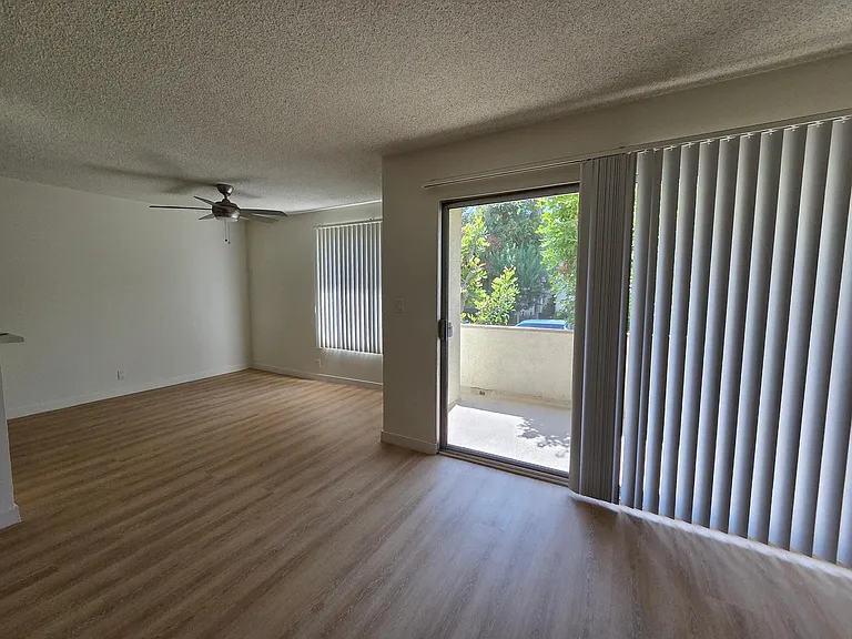 5230 Newcastle Ave #134 — Photo 7