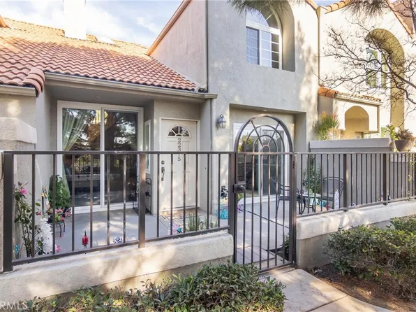 22375 Mission Cir, Chatsworth, CA 91311