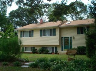 715 Fairway Dr, Annapolis, MD 21409