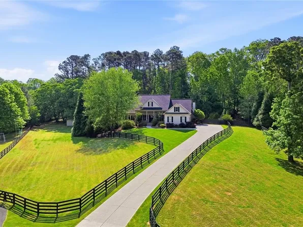 102 Country Acres Ln, Canton, GA 30115