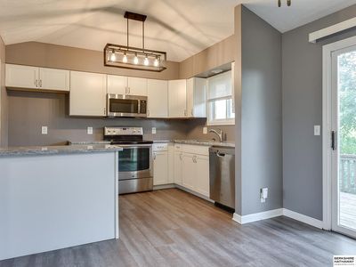 7626 N 79th Plz, Omaha, NE, 68122