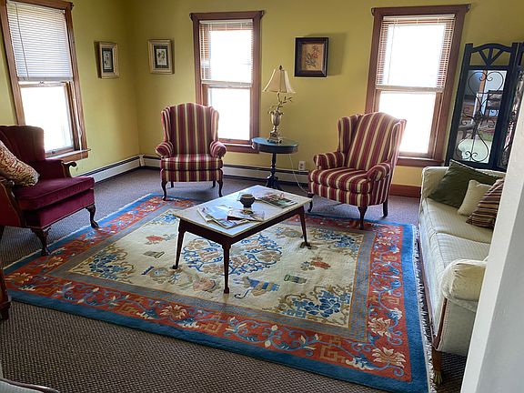 5th image of 217 E Middle St #1
