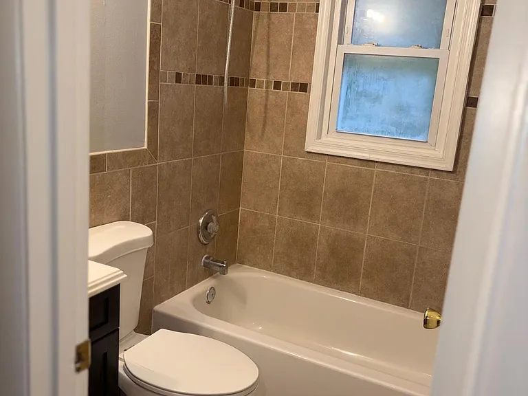 13430 Pinetree Dr — Photo 8