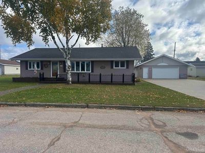 1606 N 19th St, Escanaba, MI, 49829