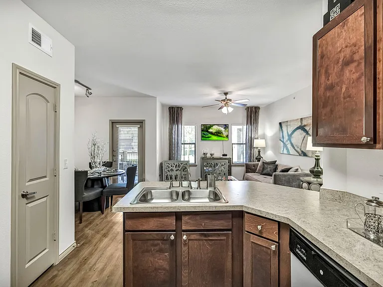 Villas at Mira Loma — Photo 22