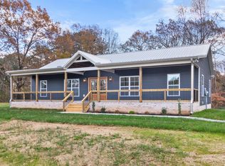 1098 Highway 13, Cunningham, TN 37052