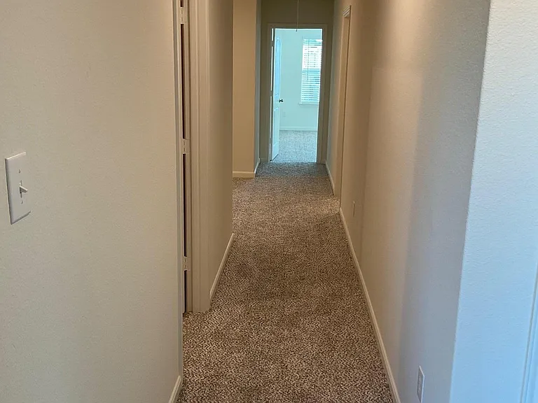 327 Stone Ct — Photo 14