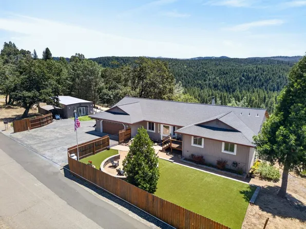 4820 Shooting Star Rd, Pollock Pines, CA 95726