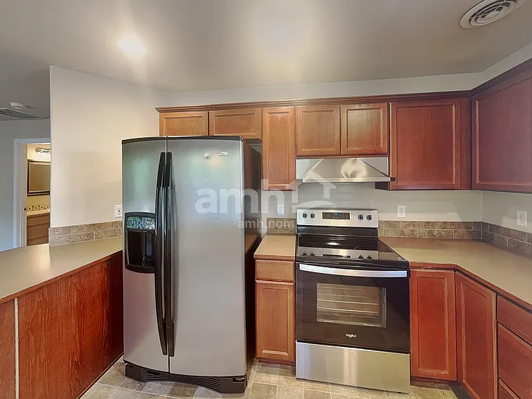 7802 67th St NE — Photo 3
