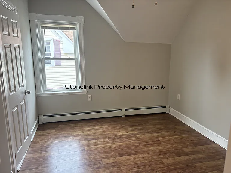 30-32 Goddard St — Photo 5
