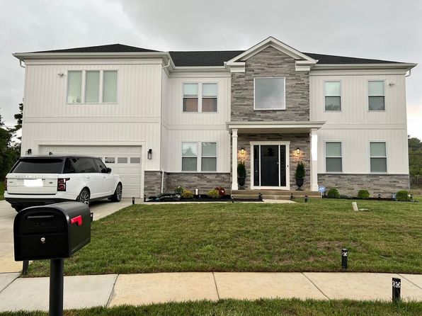 3301 Atlas Ct