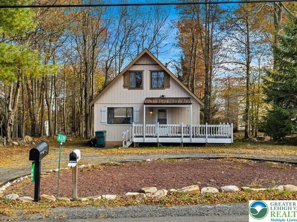 6309 Ventnor Dr, Tobyhanna, PA 18466