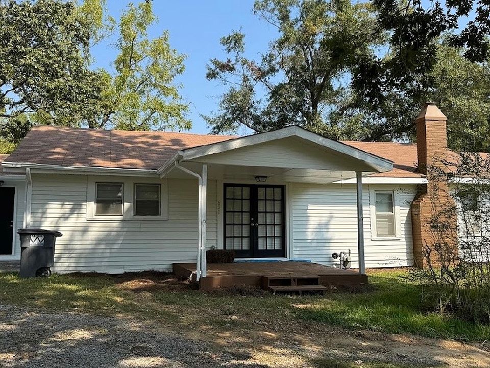 1st image of 621 Odum Rd