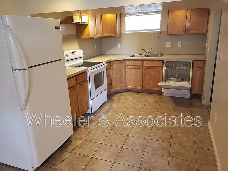 138 W Lomond View Dr #2 — Photo 10