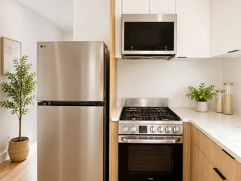 151 Williams Ave #2R