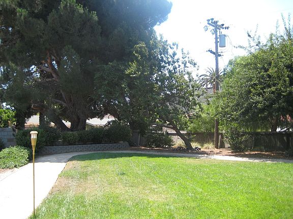 4th image of 1827 Sola Ct