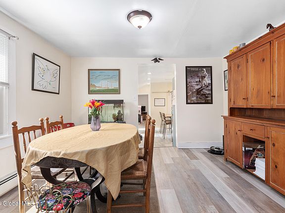 5th image of 133 Bath Street