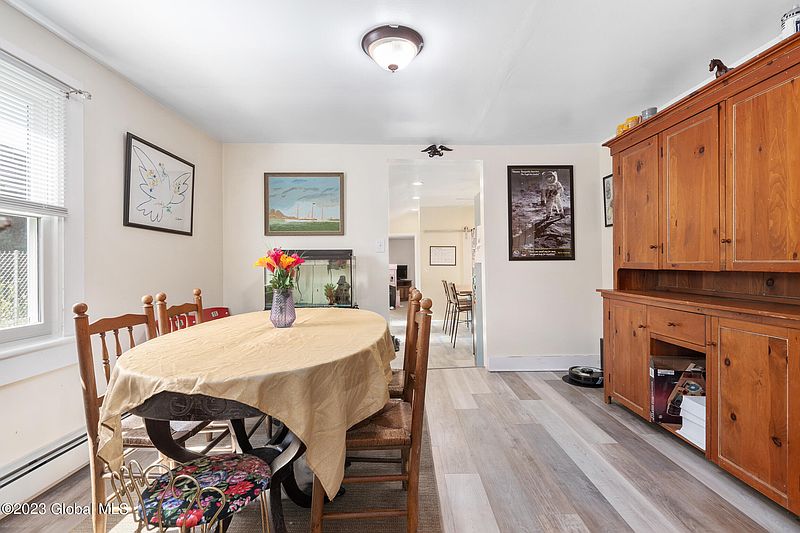 5th image of 133 Bath Street