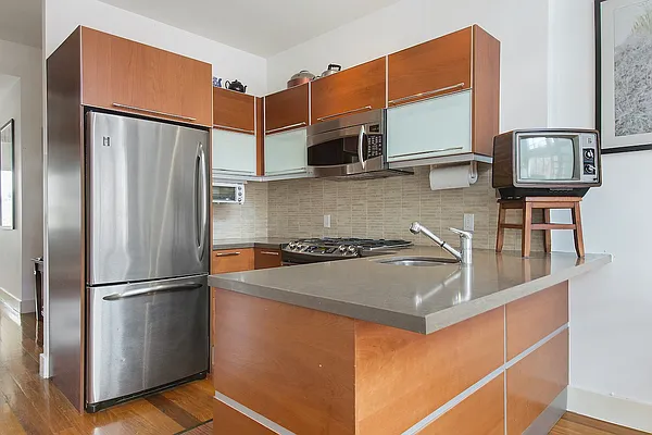 Rented by Compass | media 15