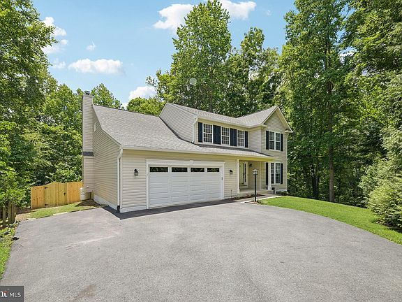 2nd image of 2425 Harrison Ct