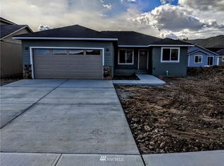 1452 Sally Jean Way, Rock Island, WA 98802