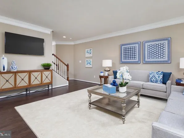 313 Piper Ln, Exton, PA 19341