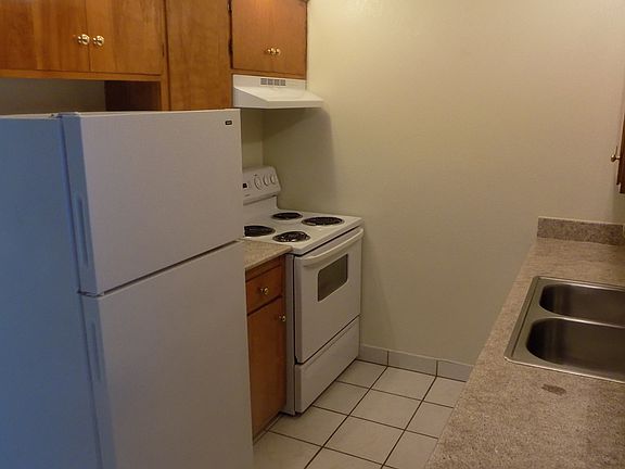 4th image of 221 Quincy St APT 39