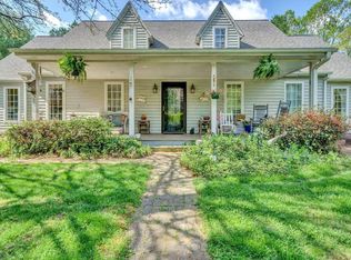 101 Hemlock Shores Dr, Goodview, VA 24095