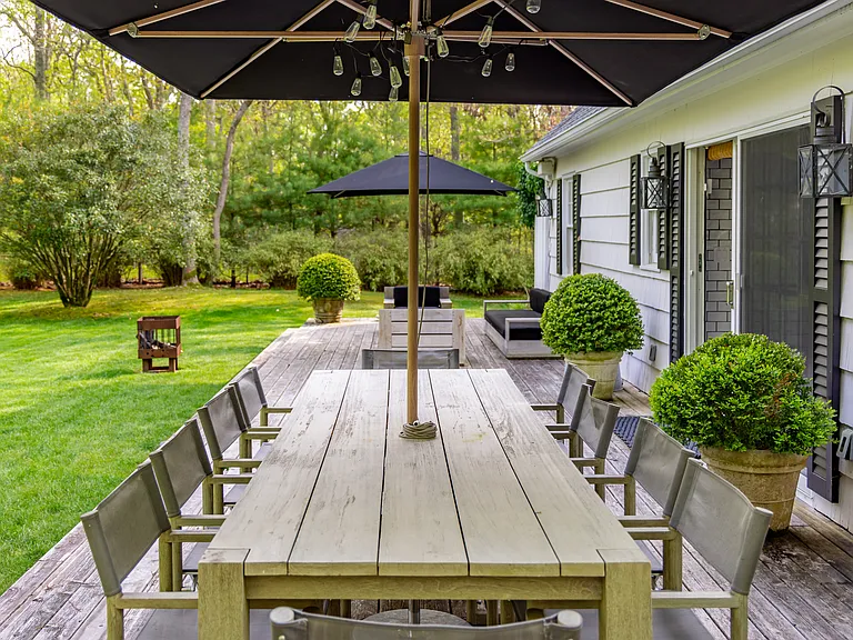 128 Three Mile Harbor Hc Rd — Photo 17