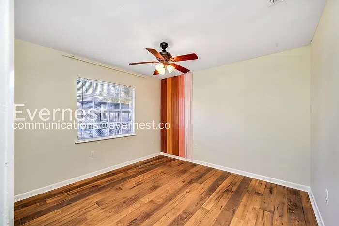 502 El Camino Real S — Photo 19