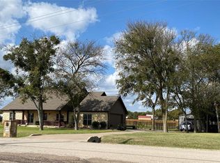 7421 Bob White Ln, Midlothian, TX 76065