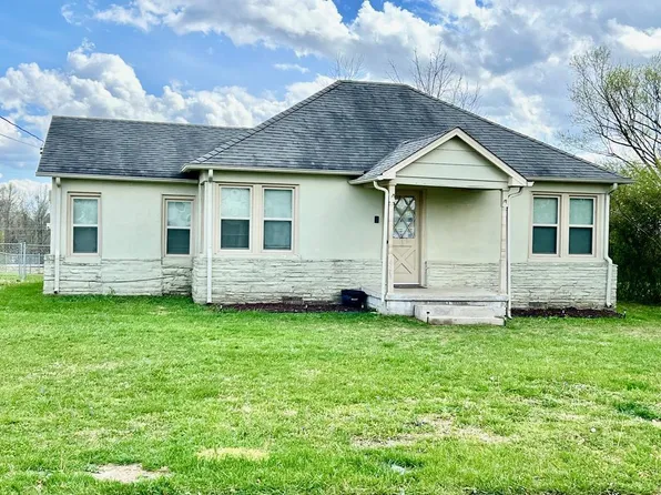 431 Elm St, Baxter, TN 38544